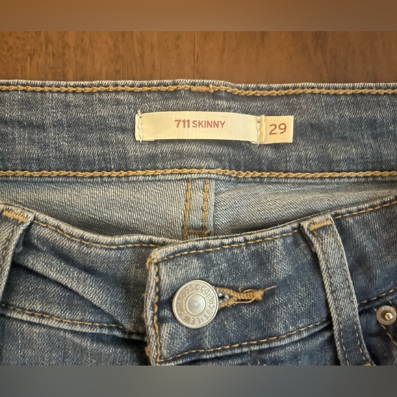 Levi’s 711 Destructed Skinny Jeans Sz 29 - Picture 3 of 4